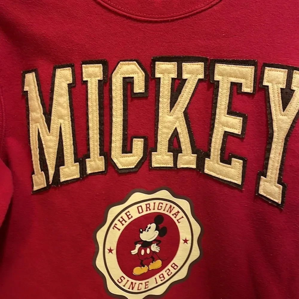 NWOT Disney woman’s red Mickey Mouse sweatshirt - Picture 4 of 11